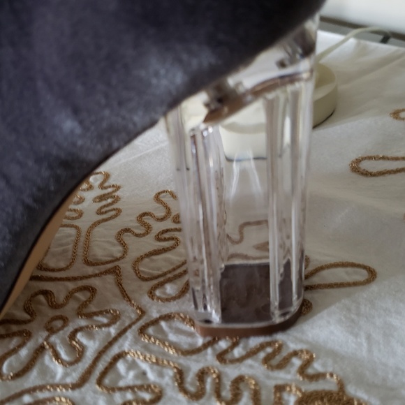 Velvet boots - Picture 2 of 3